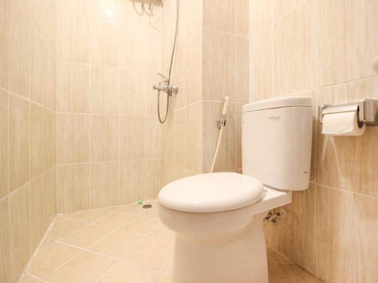 Reddoorz Apartment @ Malioboro City Adisucipto Maguwo Экстерьер фото