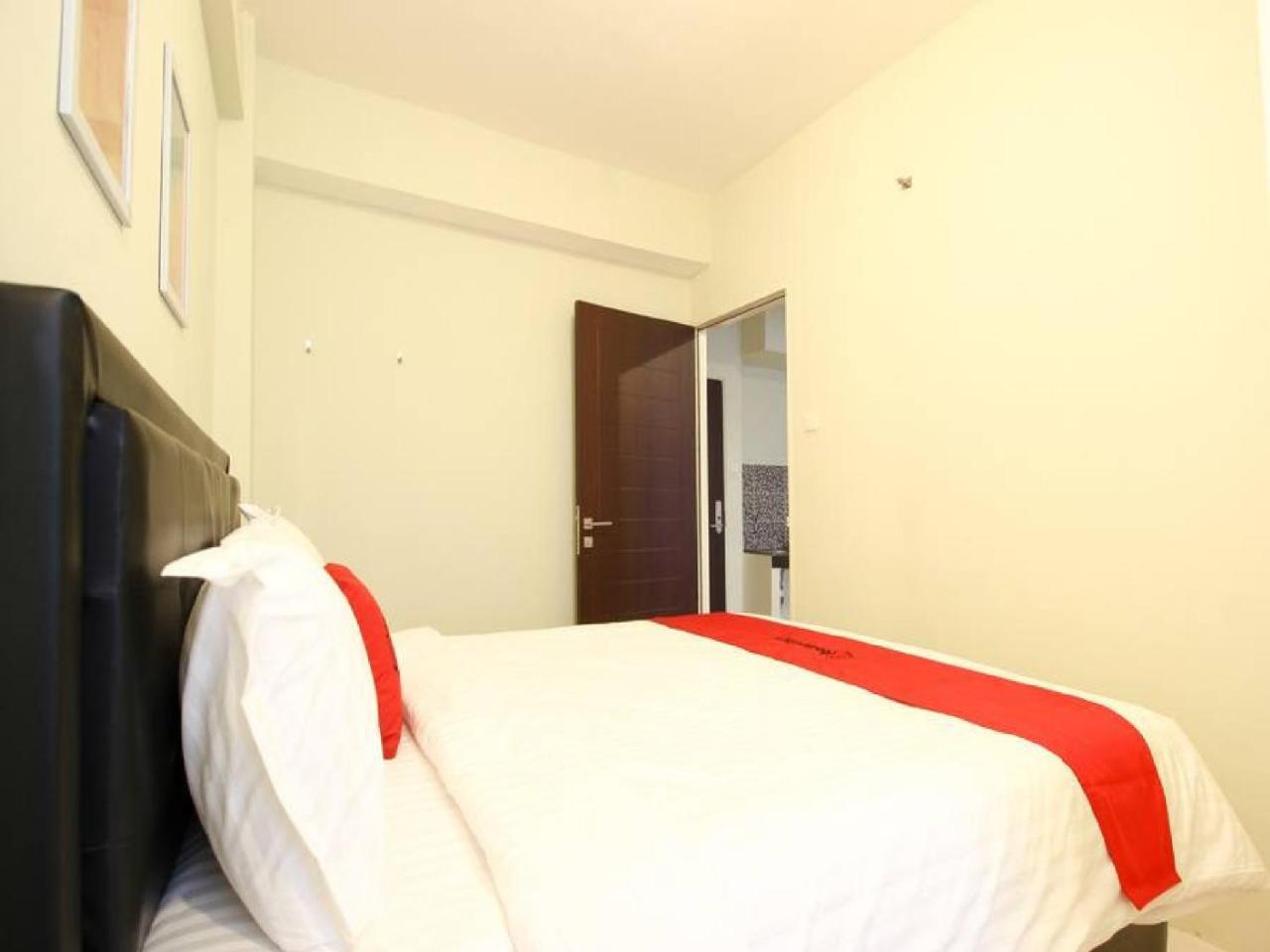 Reddoorz Apartment @ Malioboro City Adisucipto Maguwo Экстерьер фото