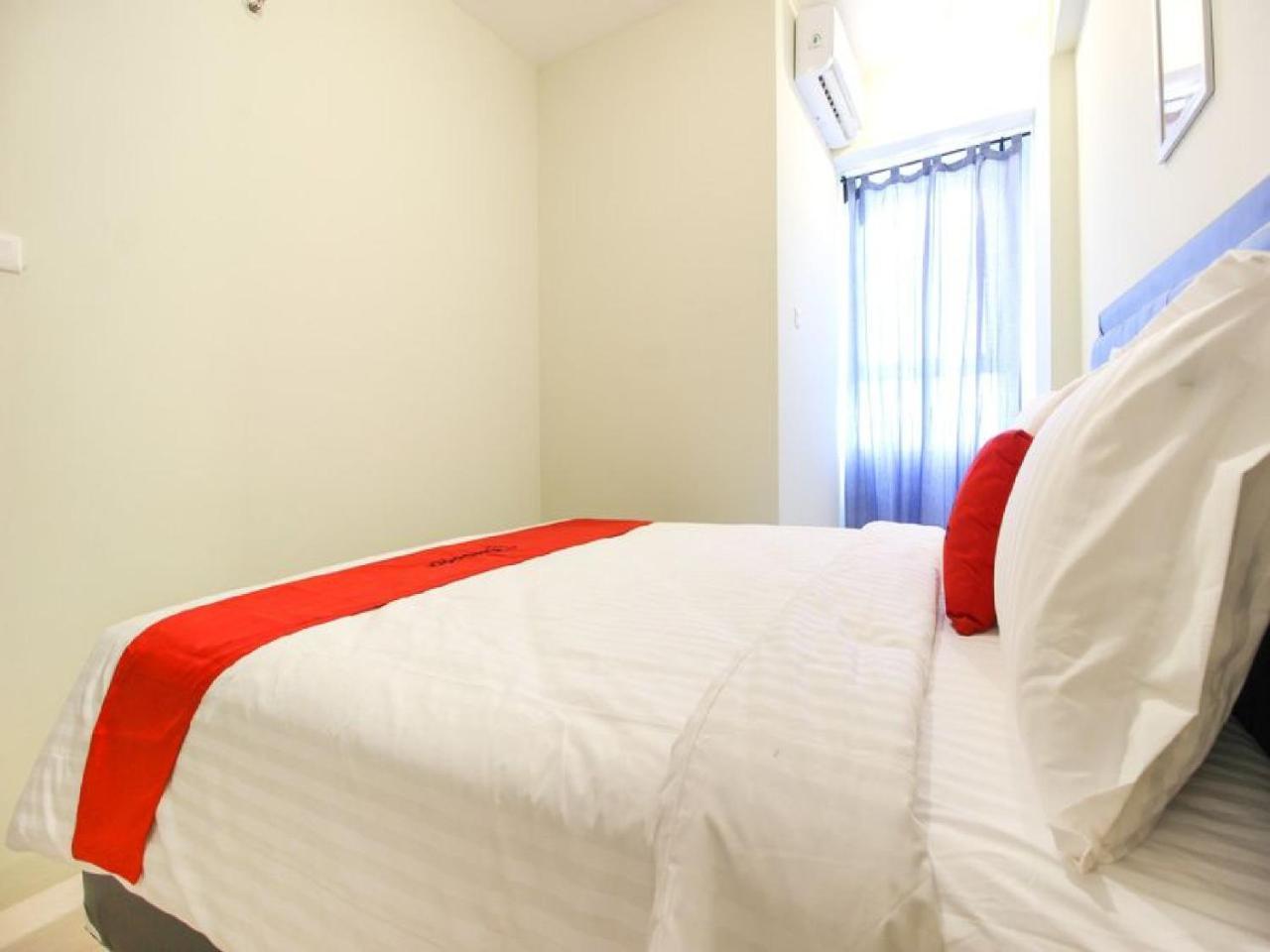Reddoorz Apartment @ Malioboro City Adisucipto Maguwo Экстерьер фото